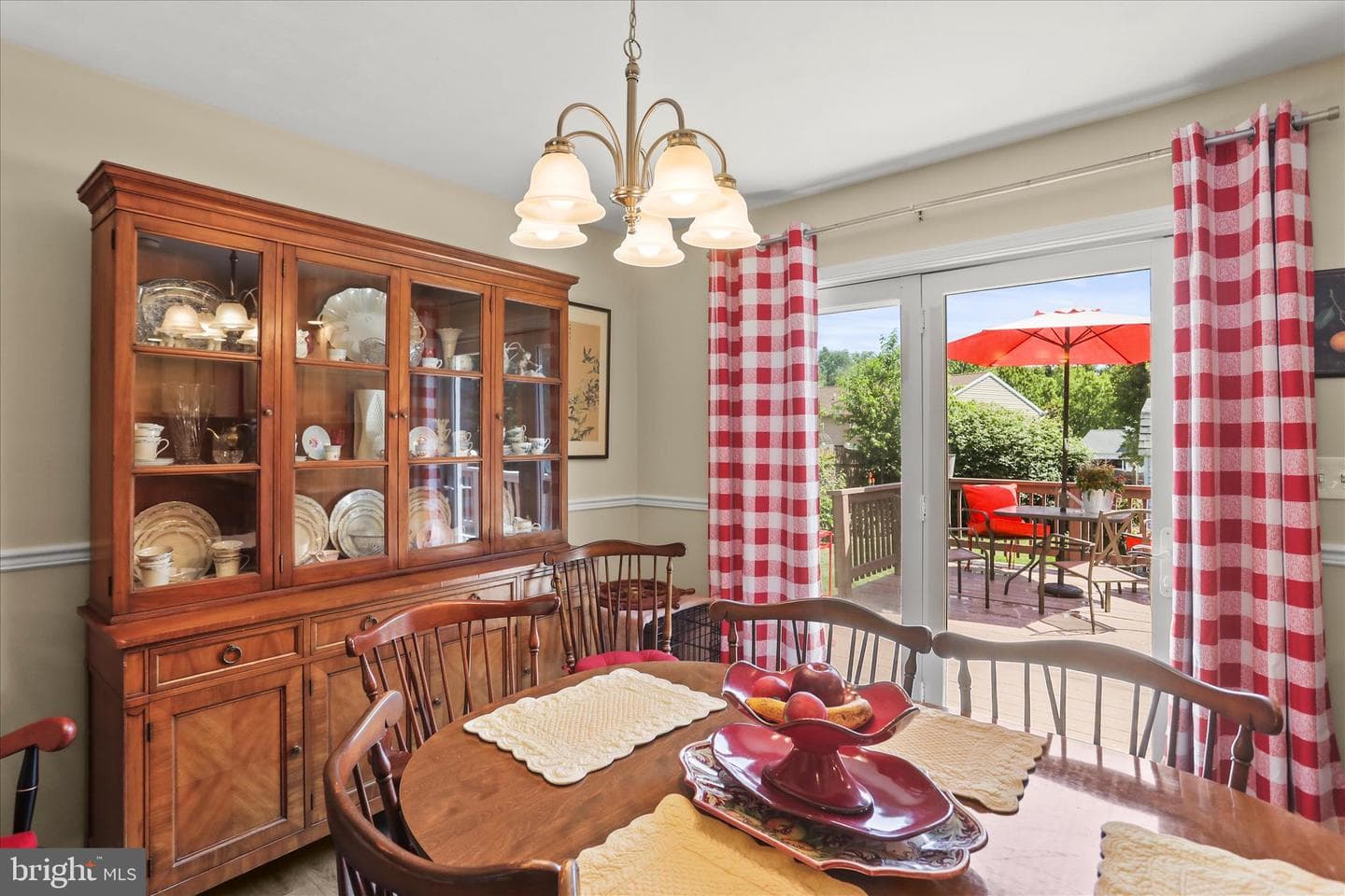 17 Ecker Avenue photo 13