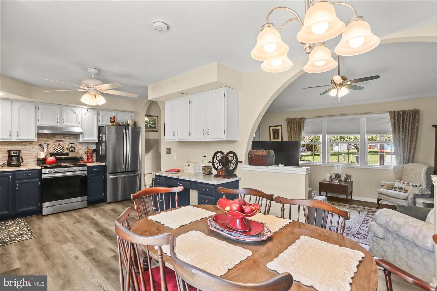 17 Ecker Avenue photo 14