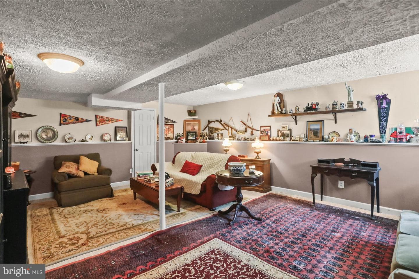 17 Ecker Avenue photo 38
