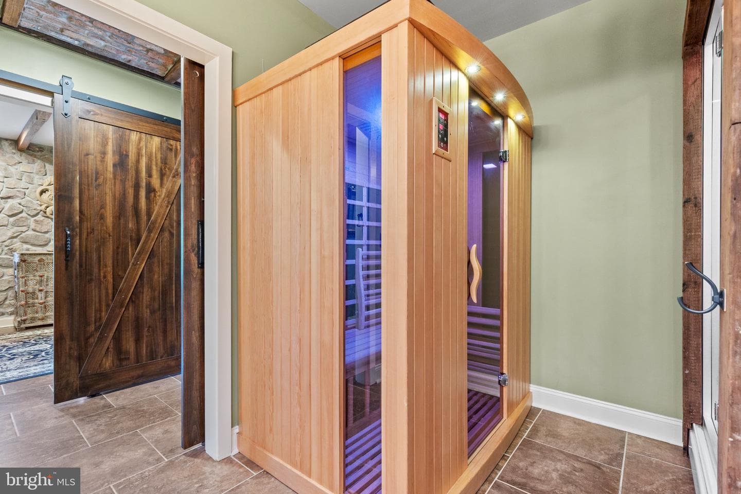 1257 Water Street photo 34