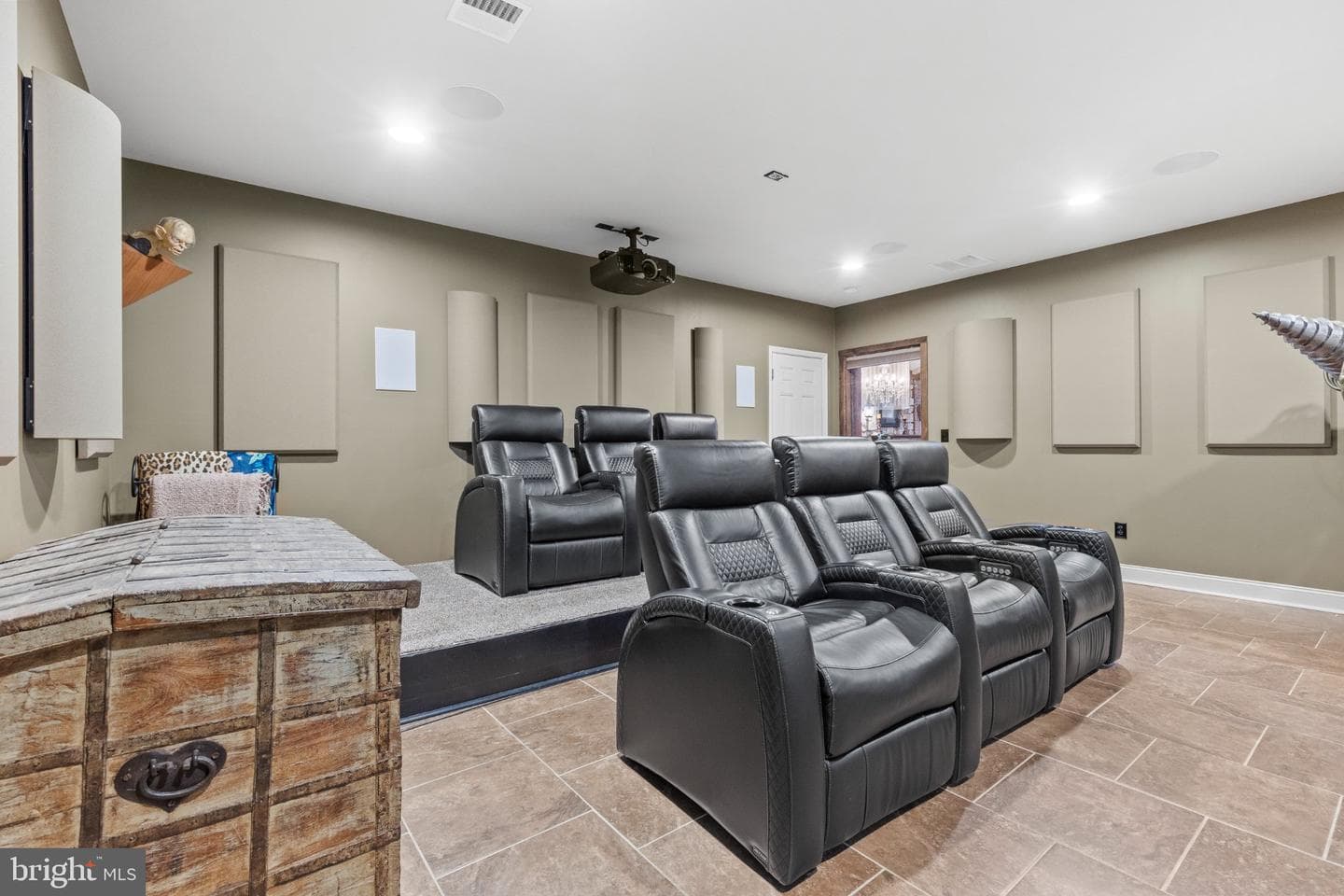 1257 Water Street photo 37