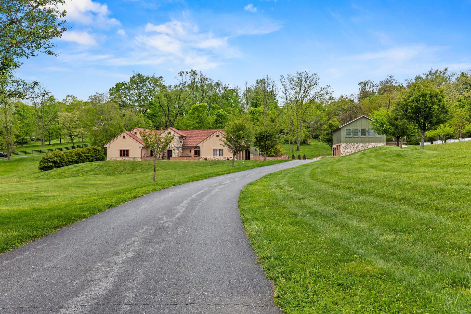 1257 Water Street photo 48