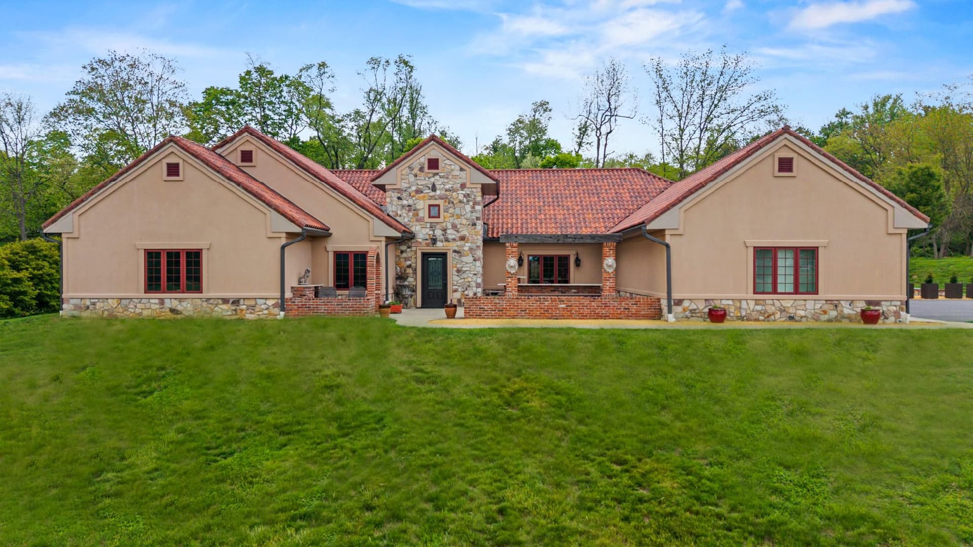 1257 Water Street photo 50