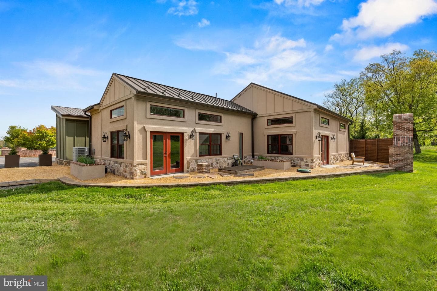 1257 Water Street photo 58