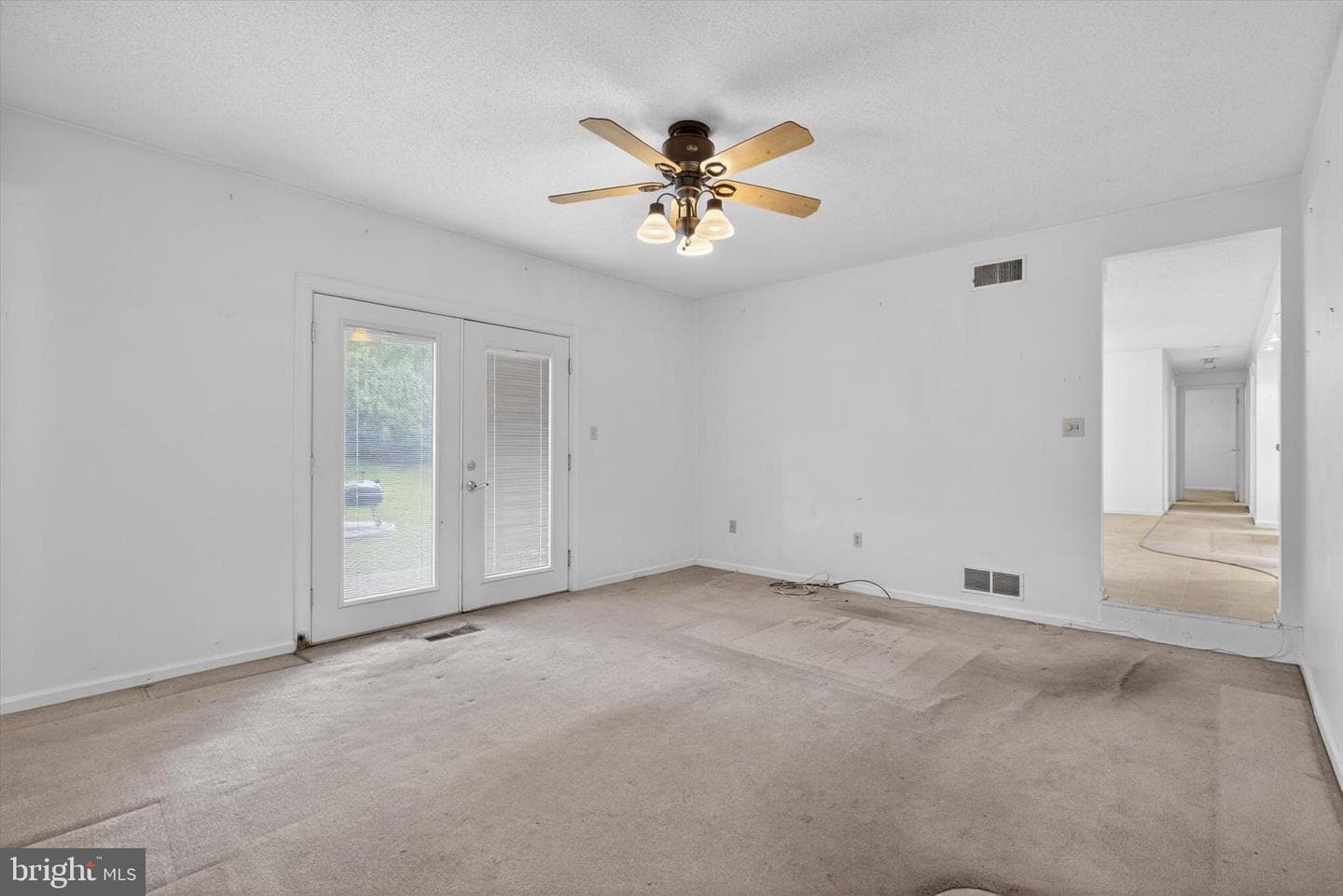 1440 Equestrian Drive photo 18