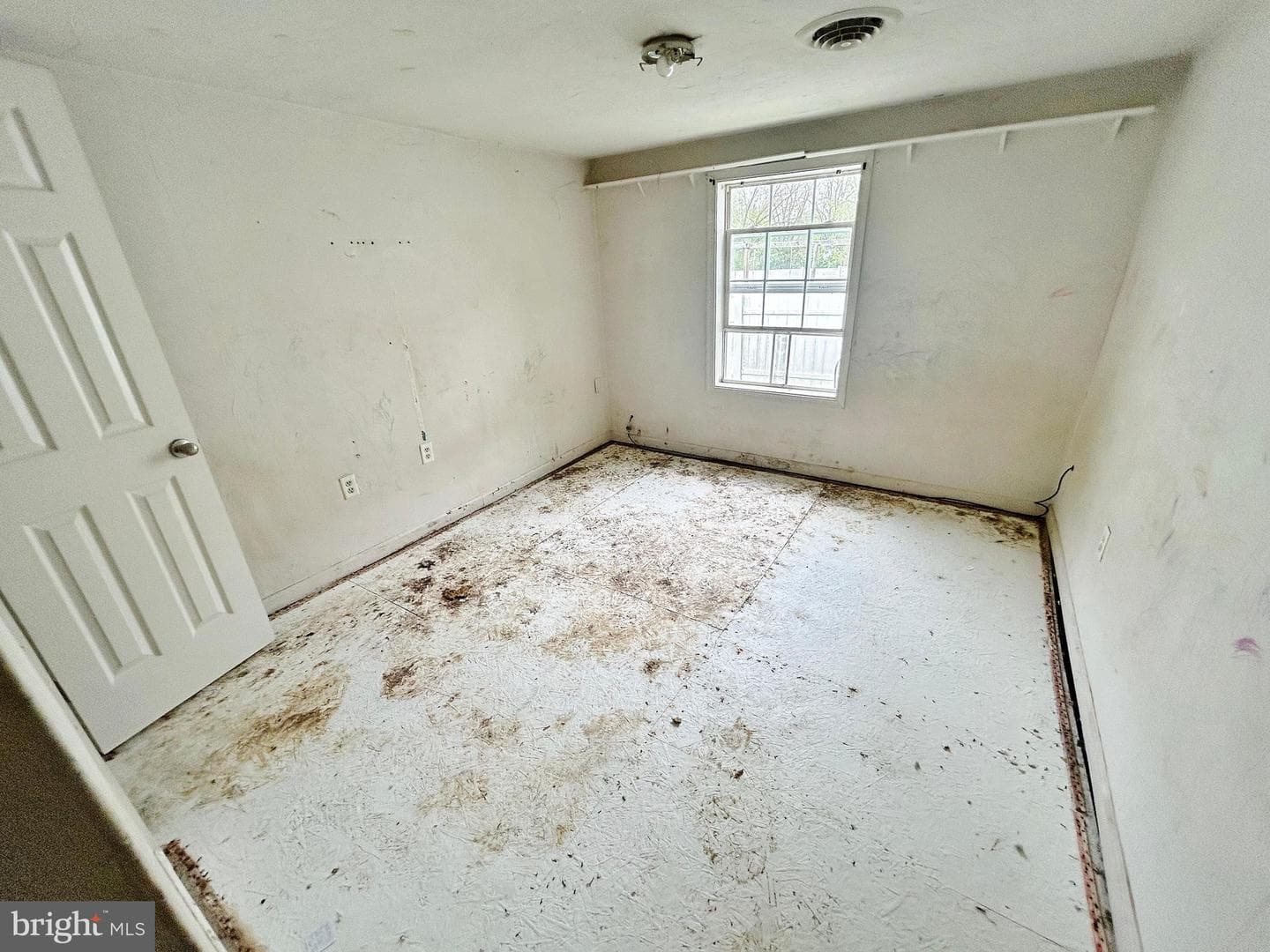 2311 Log Cabin Road photo 8