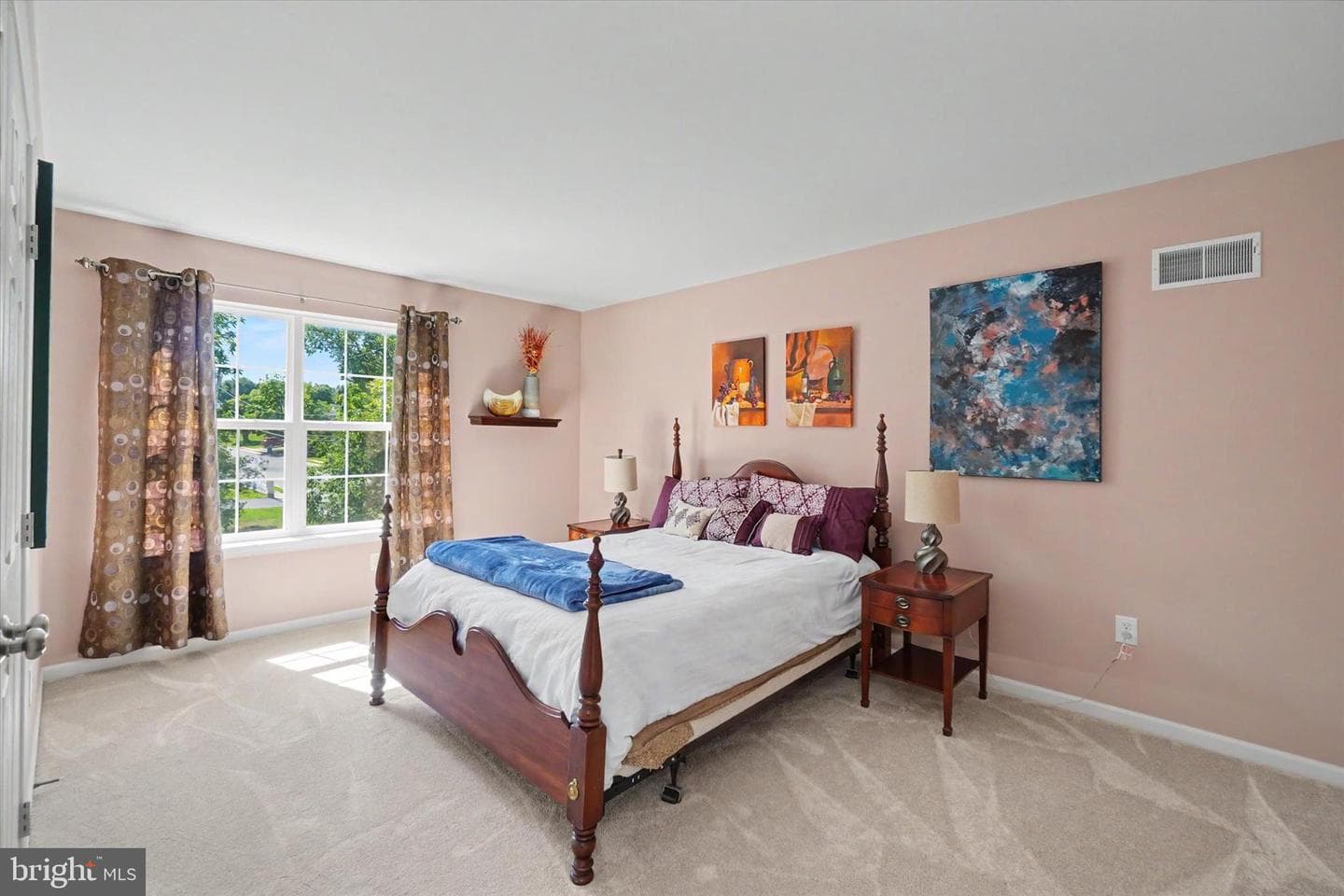 2570 Carriage Lane photo 19