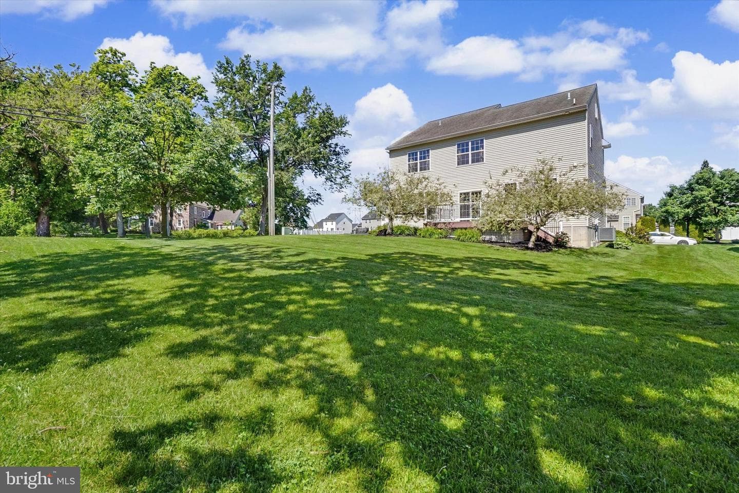2570 Carriage Lane photo 26