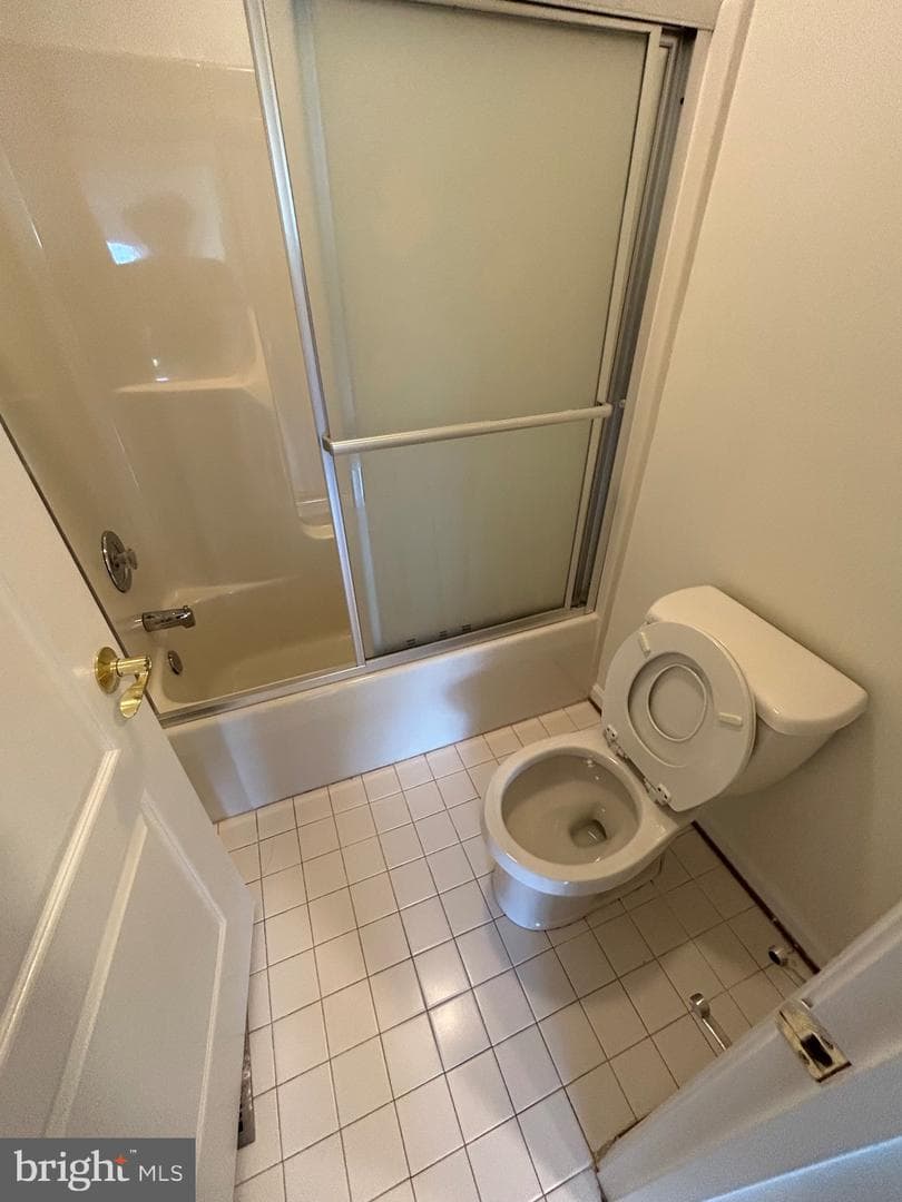 90 Lee Street photo 11