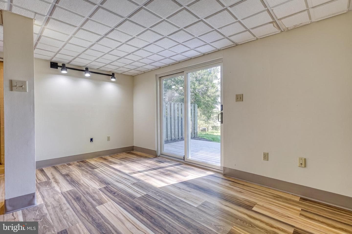 1105 Skyview Drive photo 30