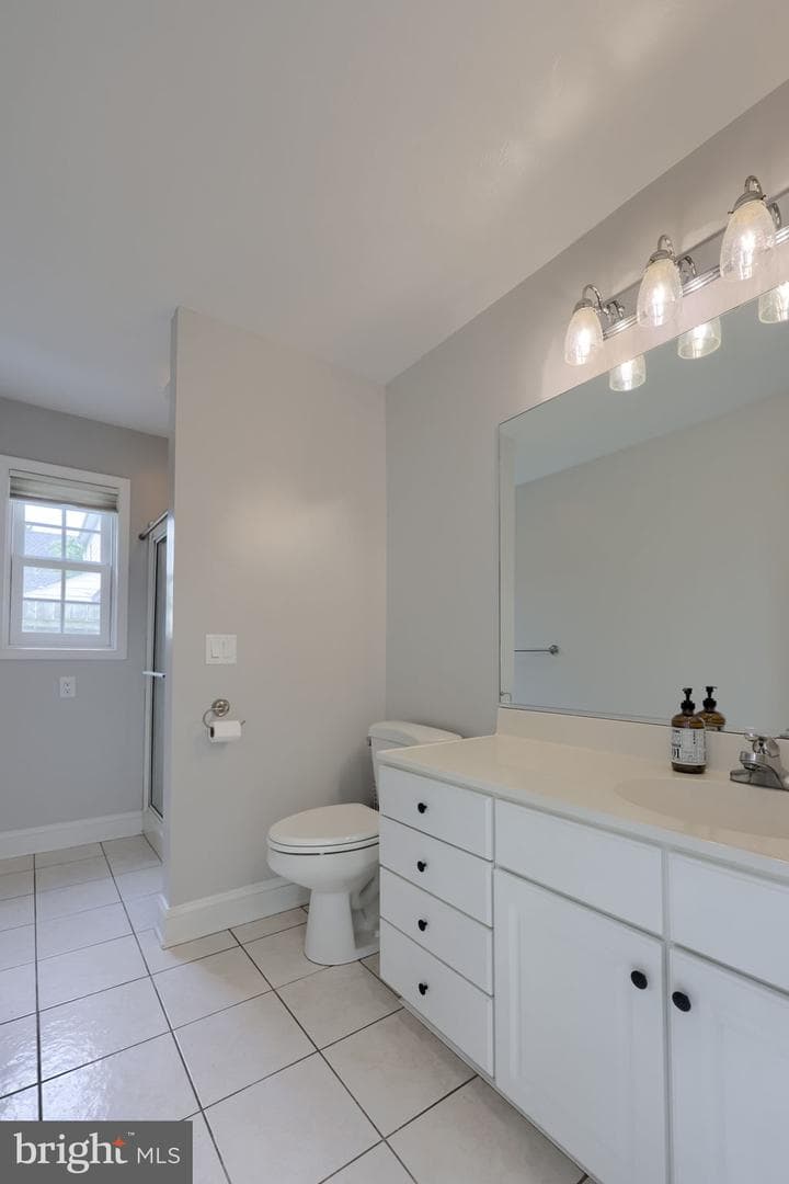 488 Hillcrest Road photo 14