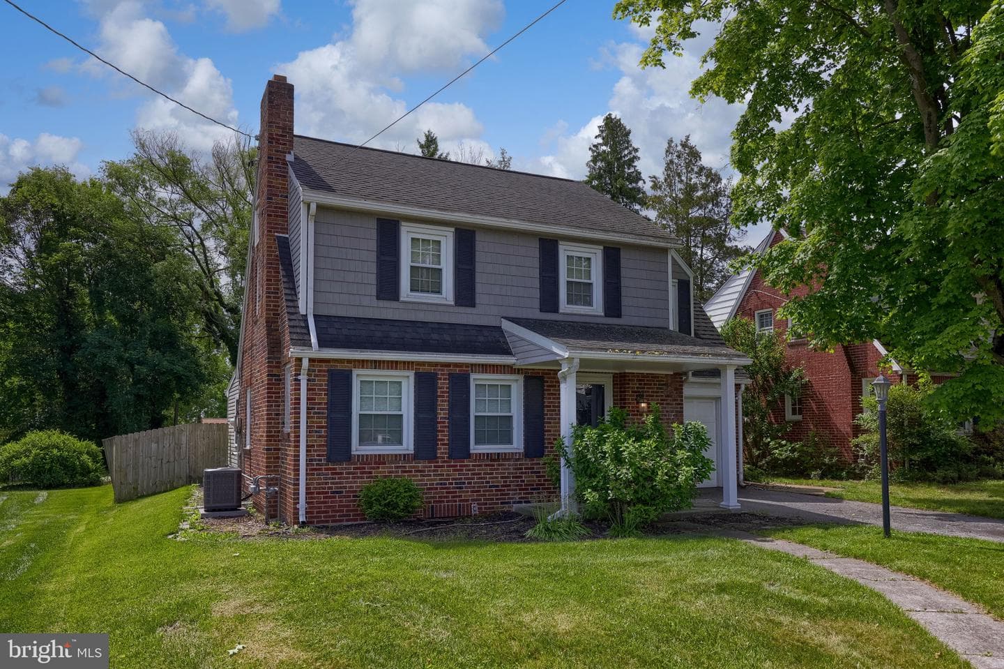 488 Hillcrest Road photo 33