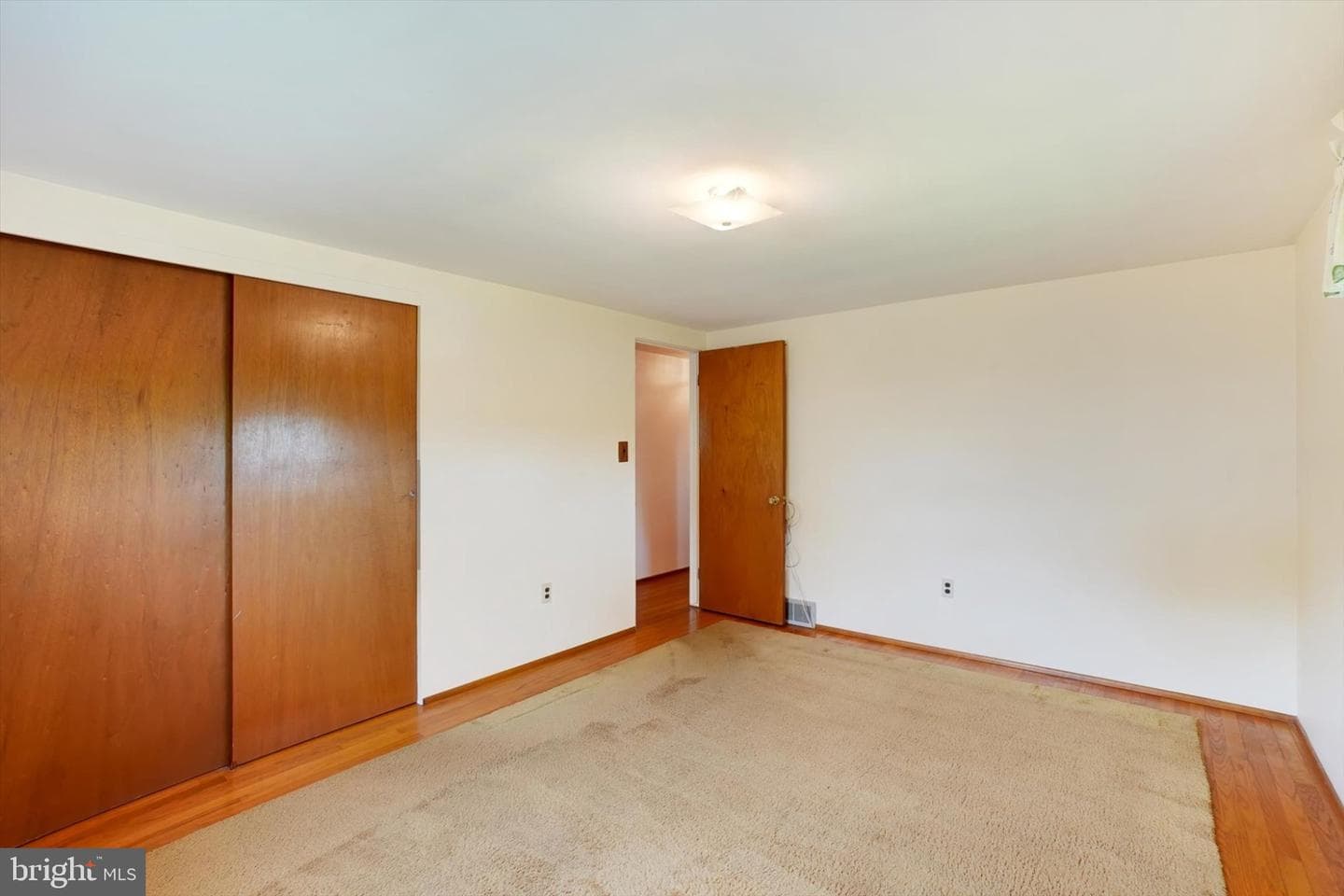 545 Skyview Drive photo 13