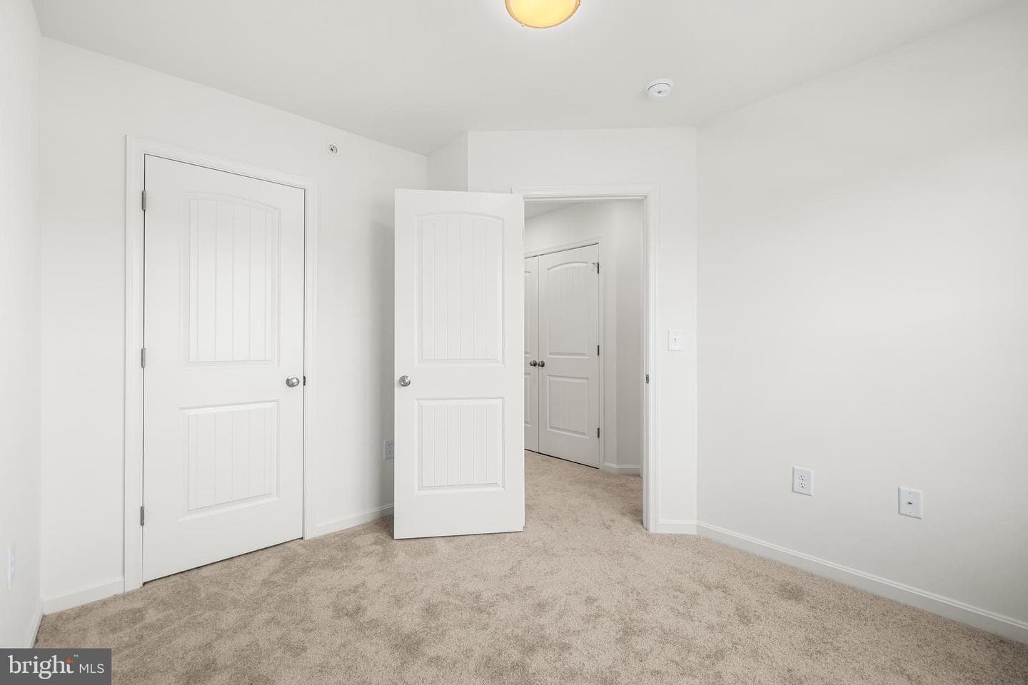 436 Bradford Drive photo 16