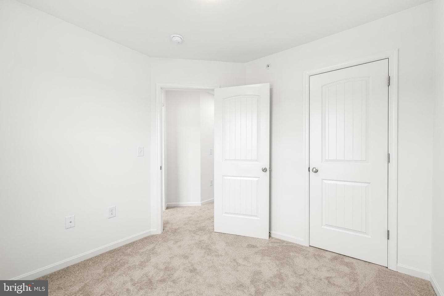 452 Bradford Drive photo 19