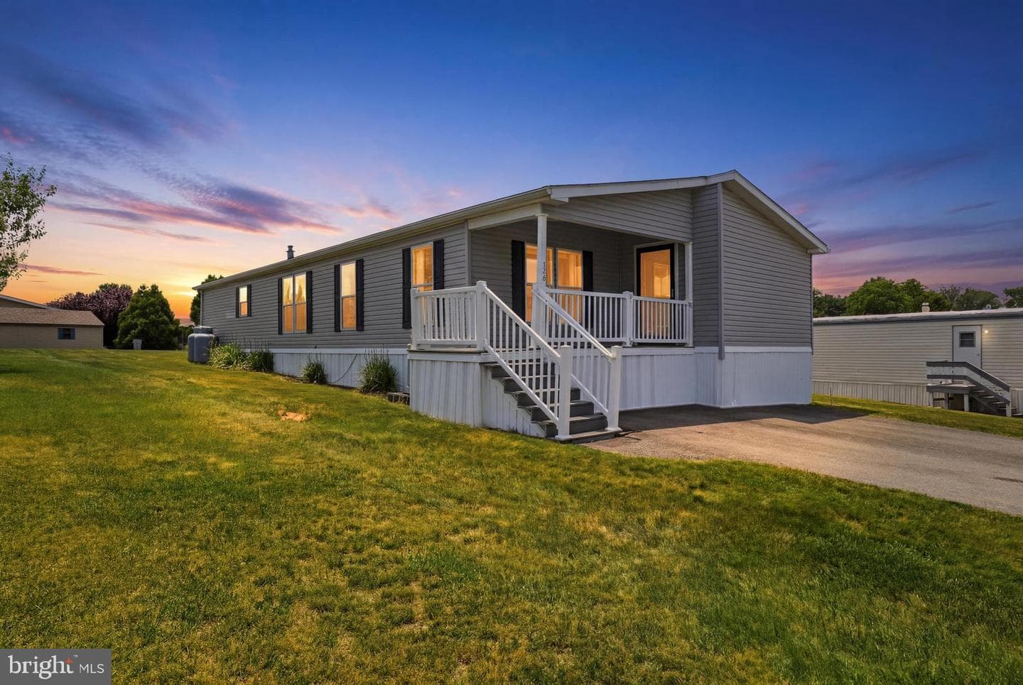 124 Lisa Circle, York