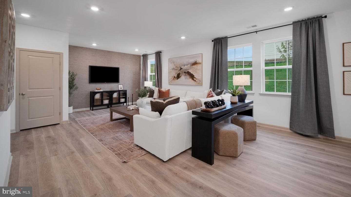 95 Christina Drive photo 10