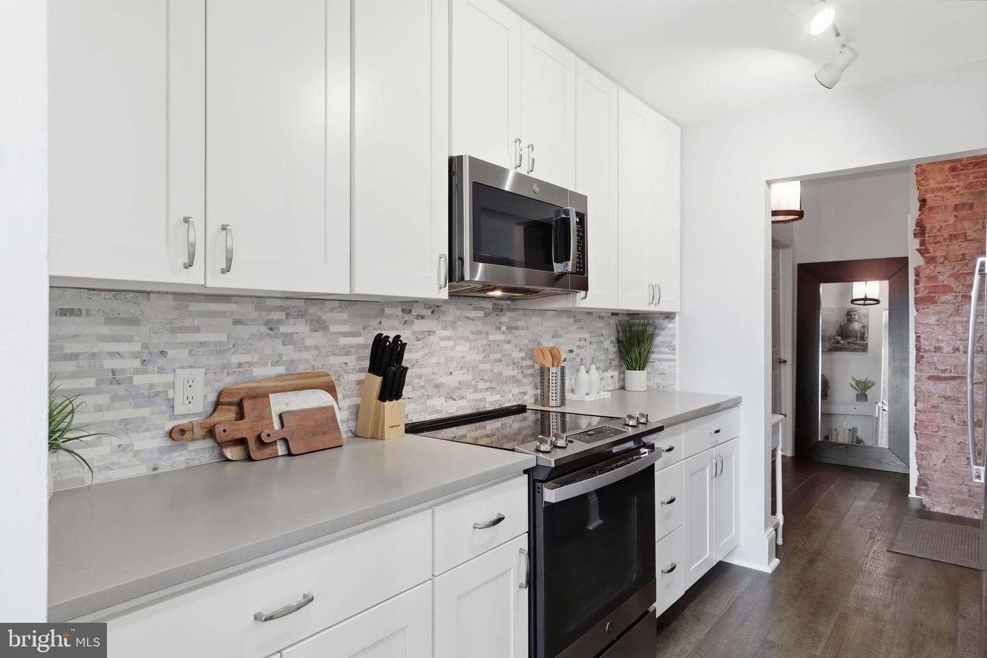 18 S George Street #32 photo 8