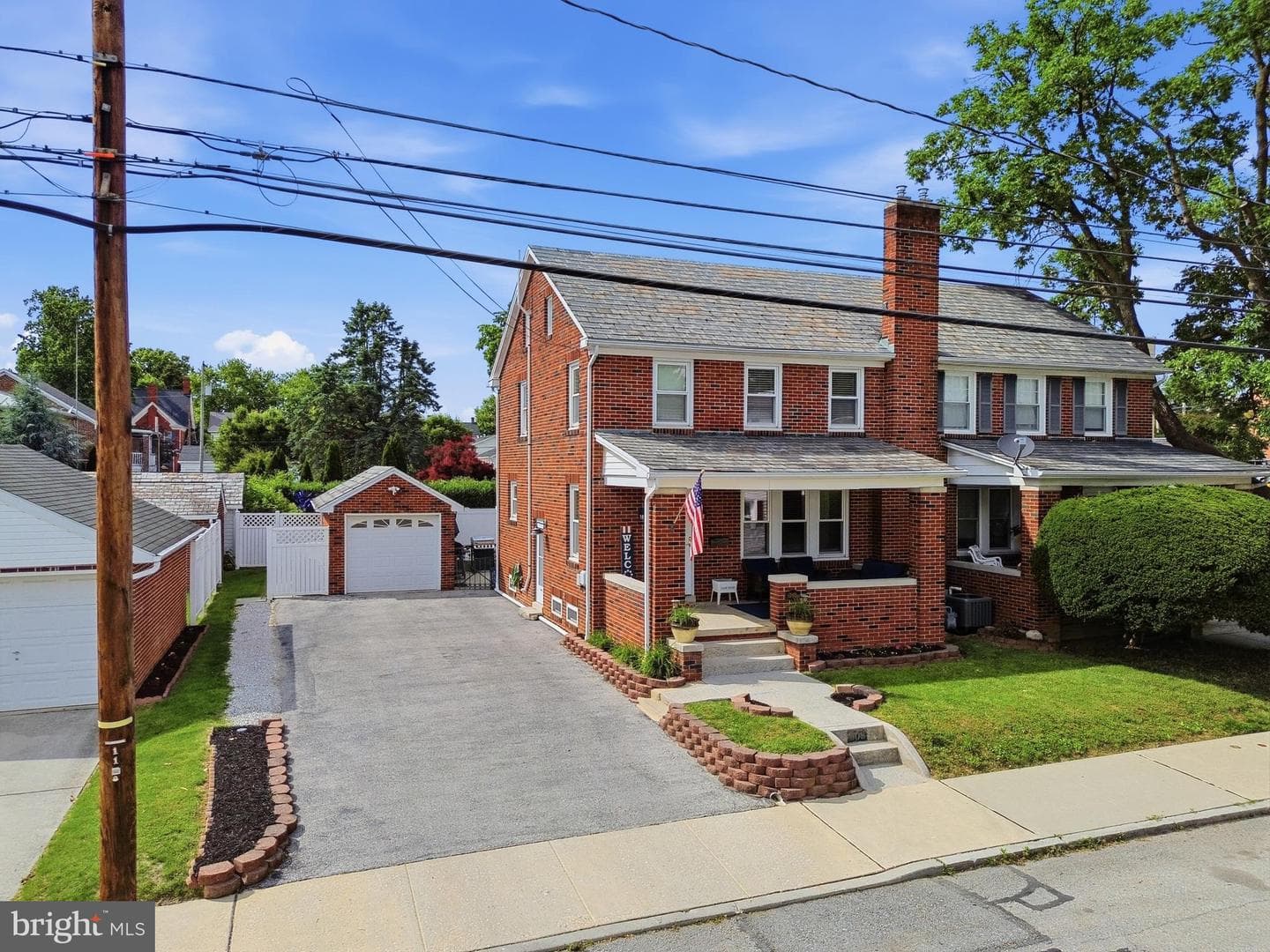 309 W Walnut Street photo 33