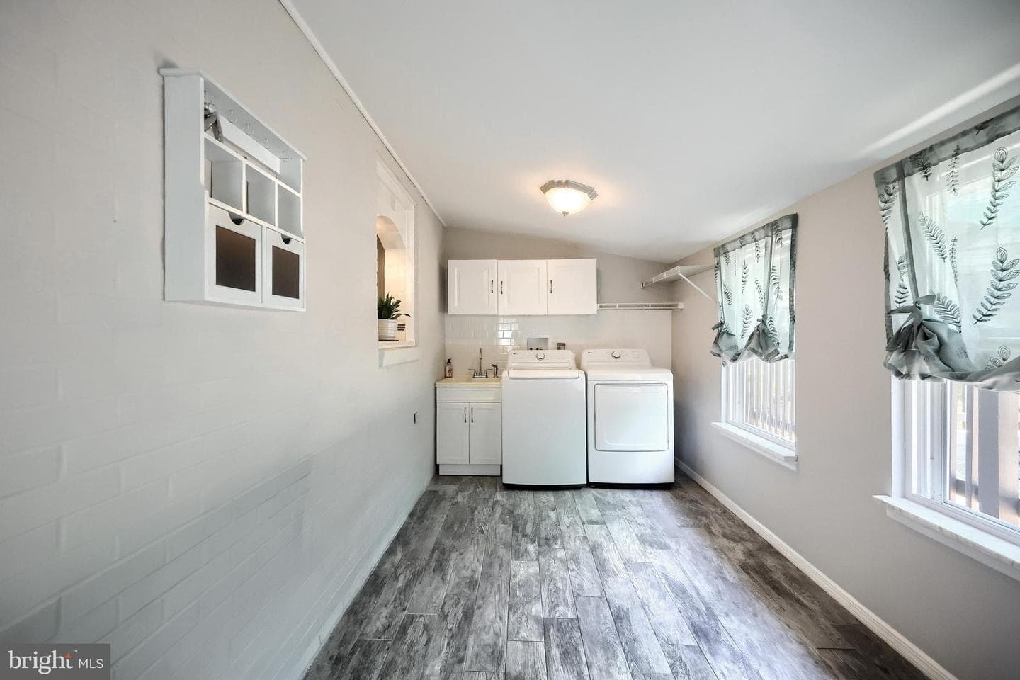 405 N Williams Street photo 24