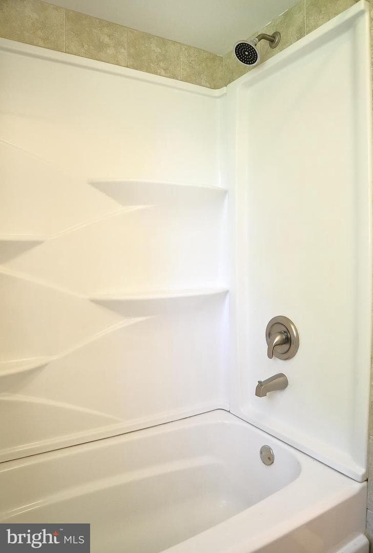 115 Greenwood Road photo 14