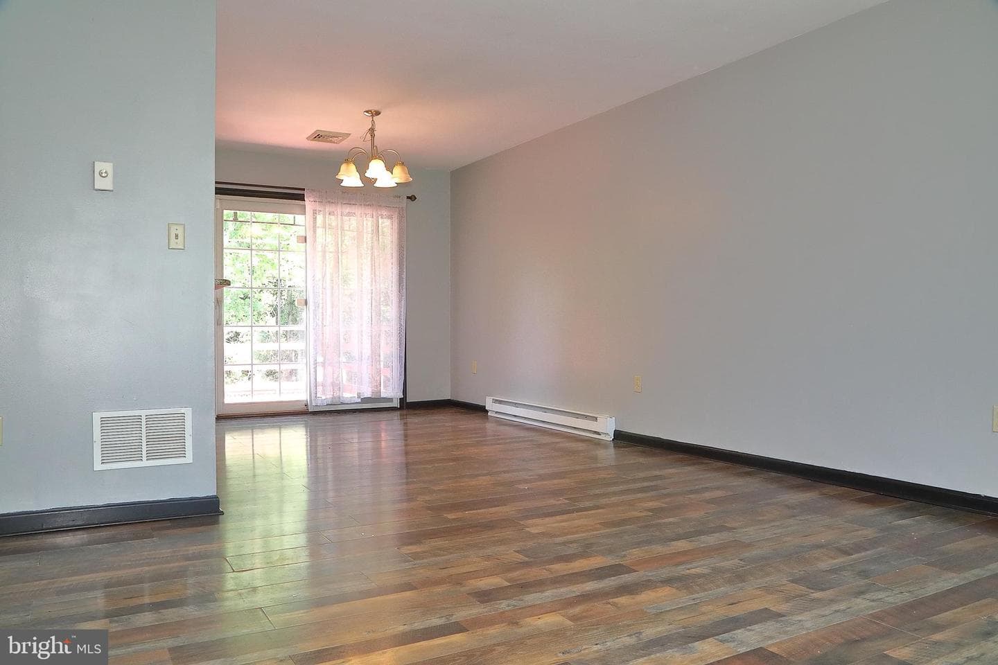 115 Greenwood Road photo 17