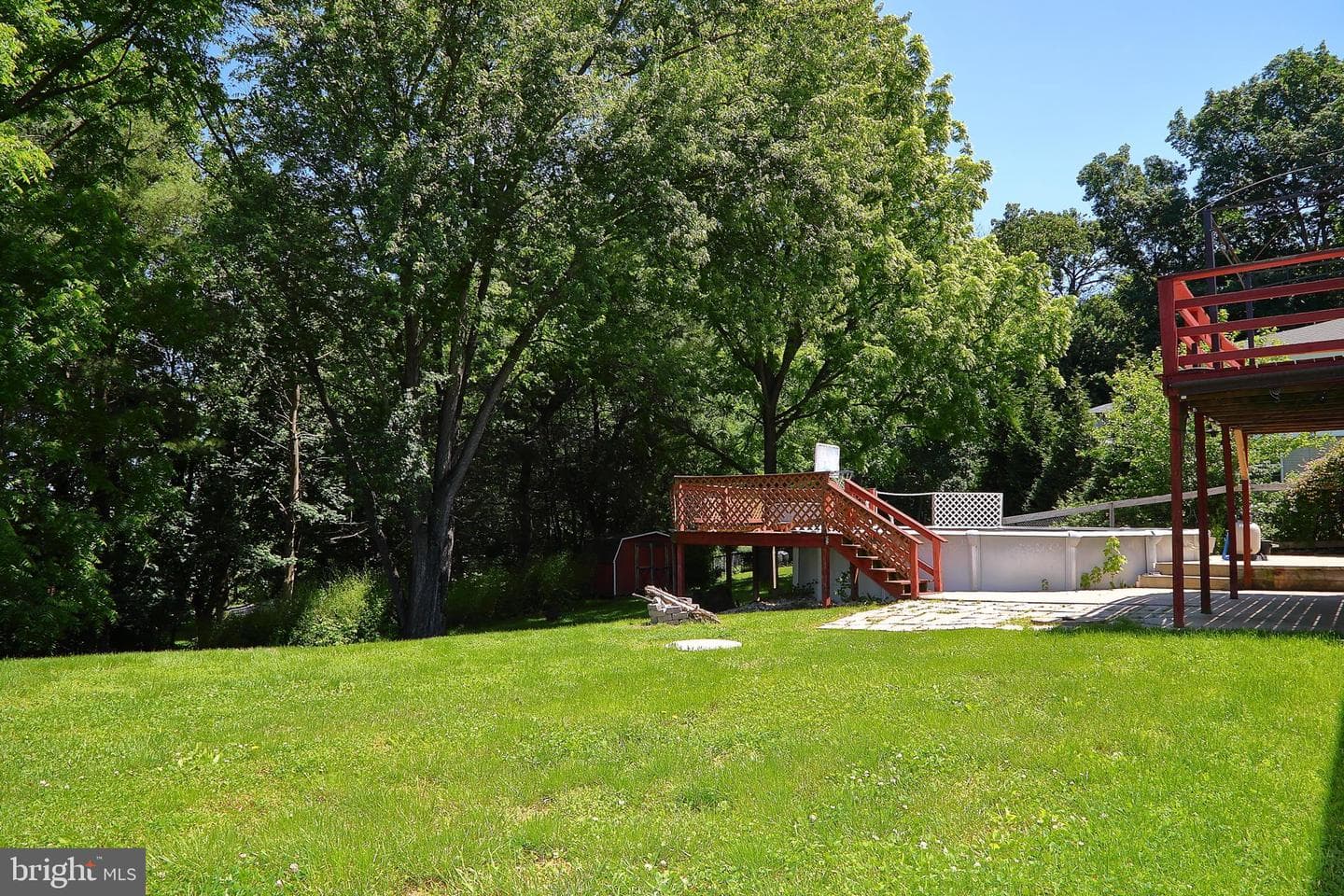 115 Greenwood Road photo 3