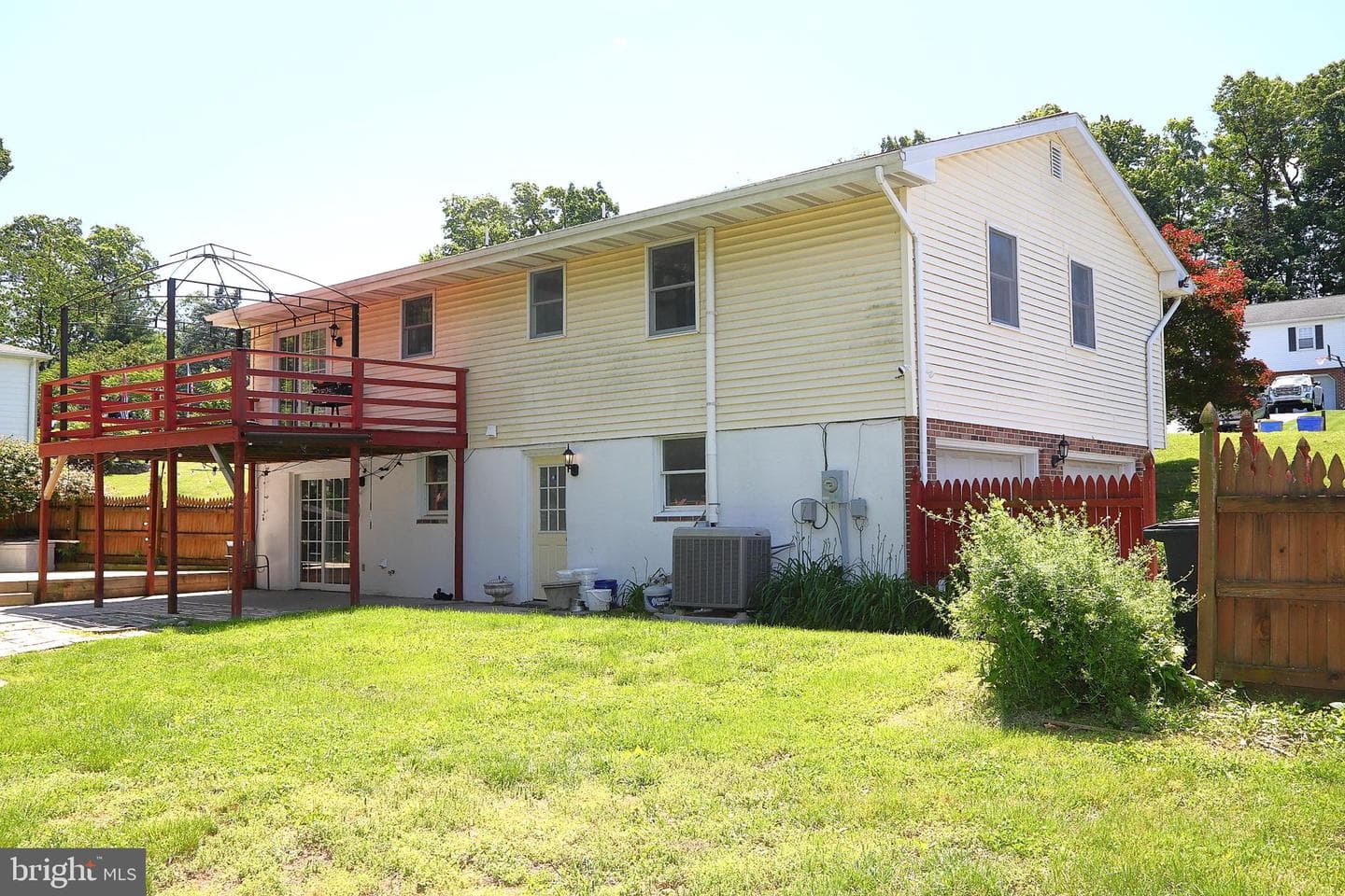 115 Greenwood Road photo 6
