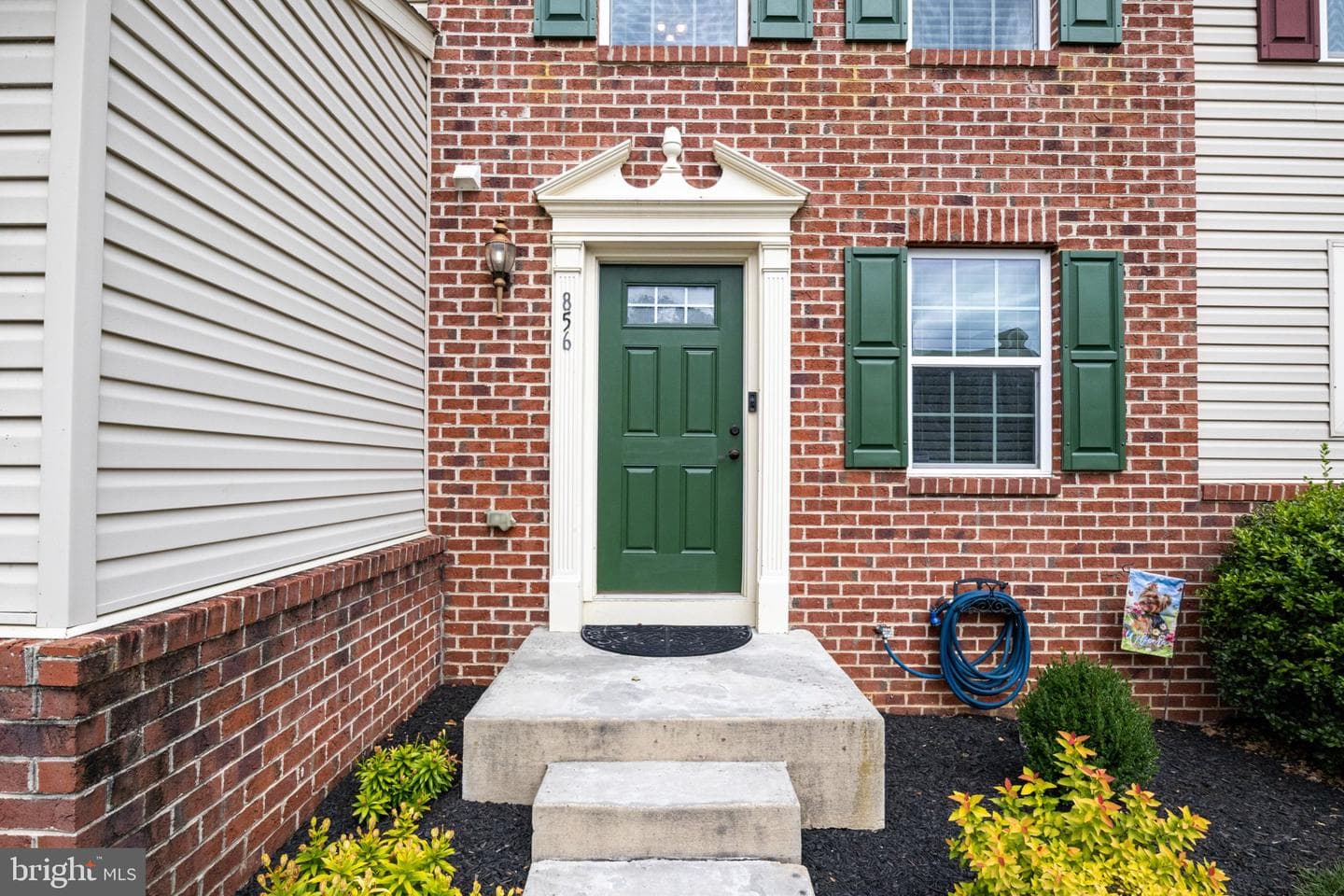 856 Countryside Road photo 3