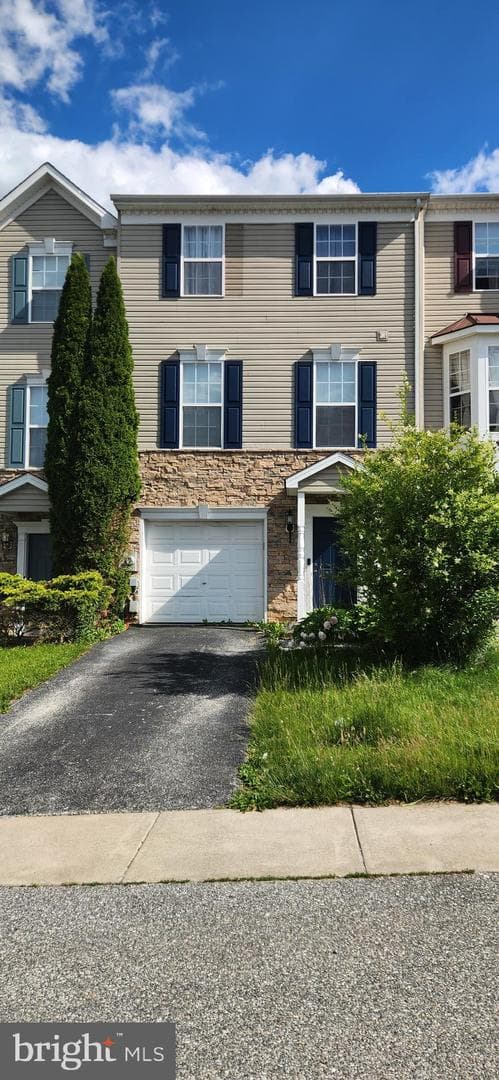 3887 Cannon Court #3887, York