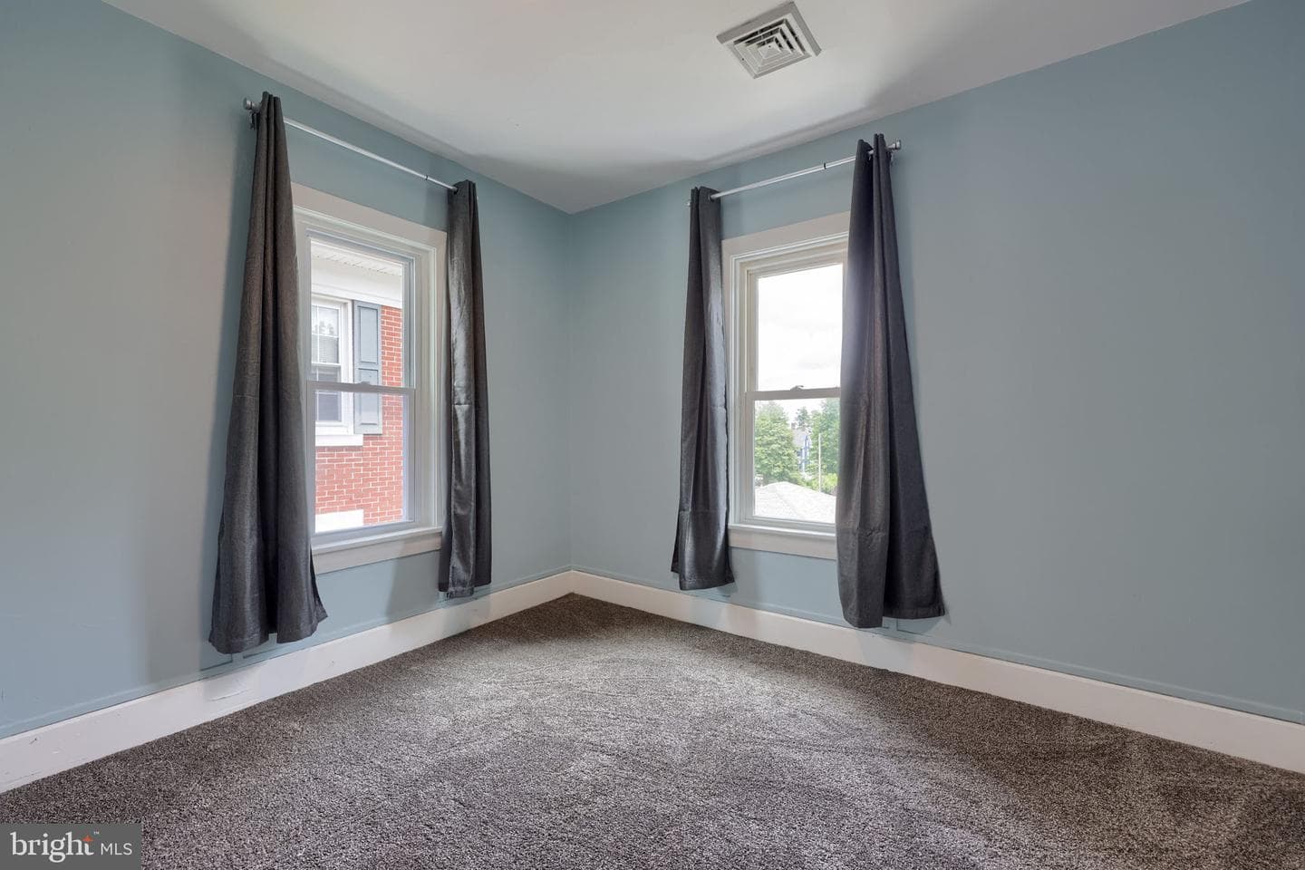 217 N Charles Street photo 28