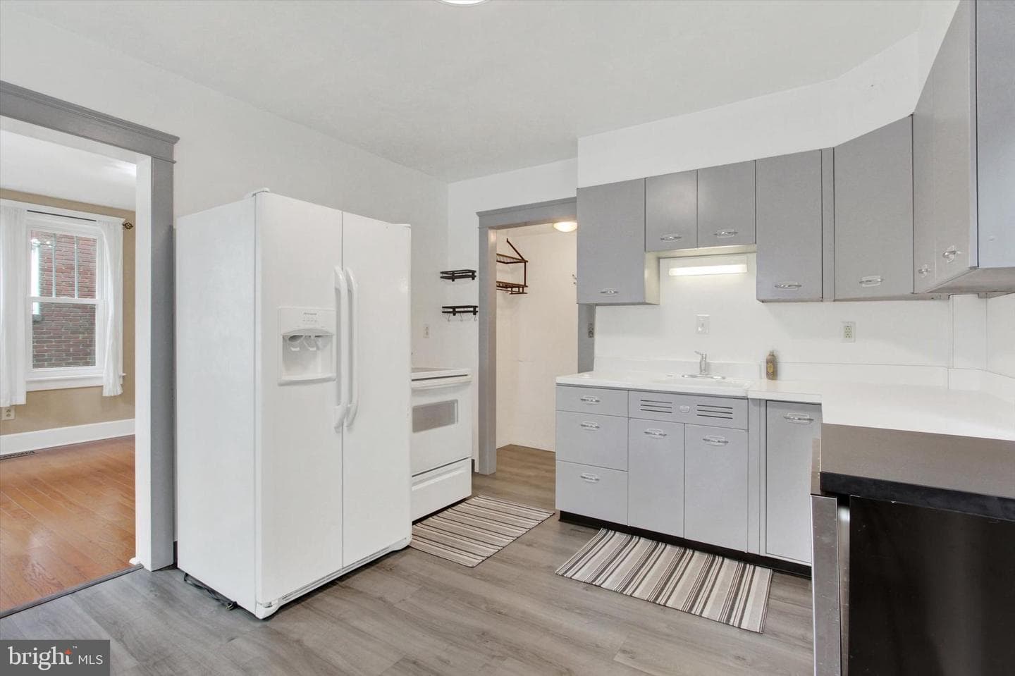244 Baer Avenue photo 14