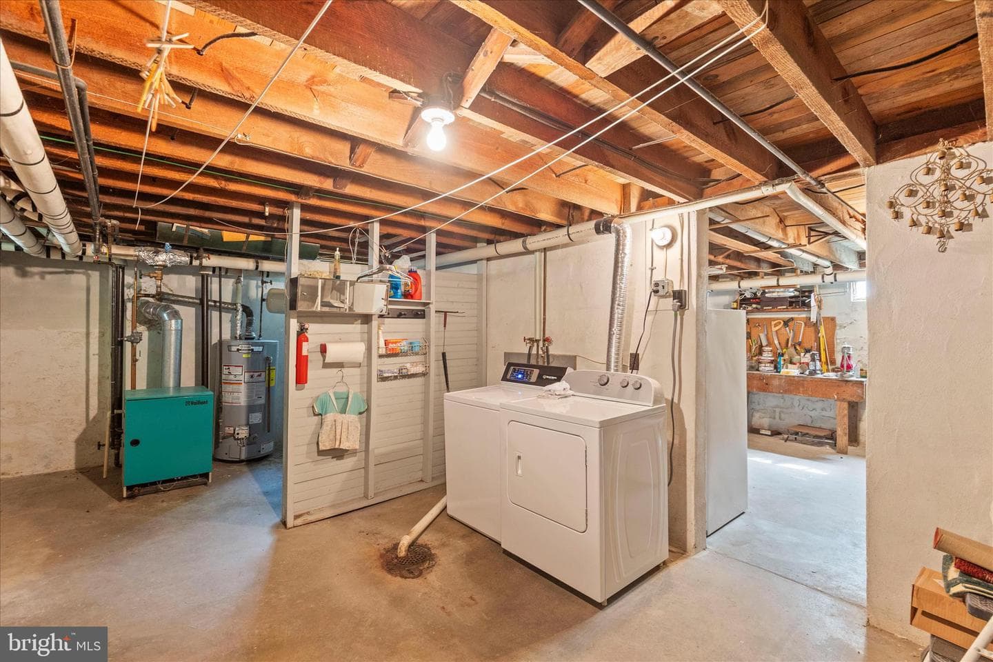 457 Tioga Street photo 24