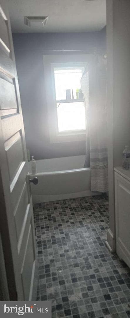 10 N Pearl Street photo 7