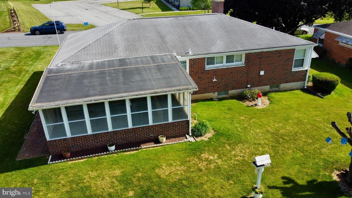 111 Haybrook Drive photo 49