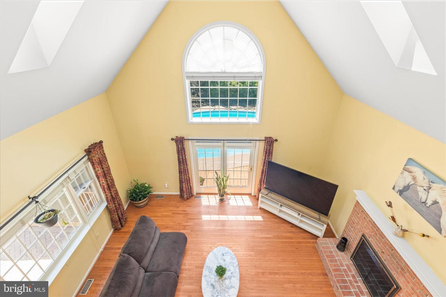 660 Woodside Road photo 27
