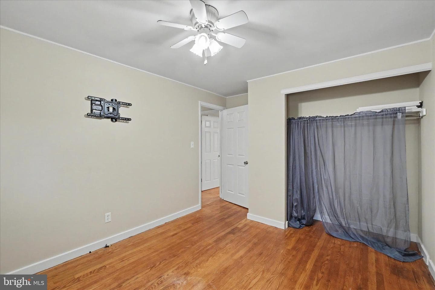 2447 Princeton Road photo 15