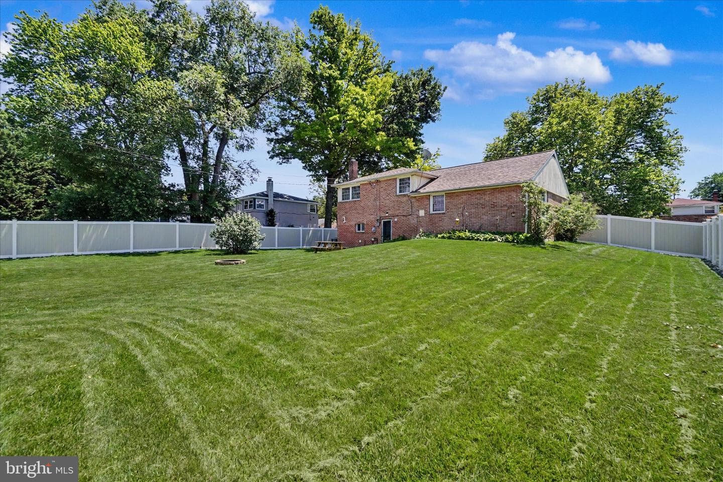 2447 Princeton Road photo 23