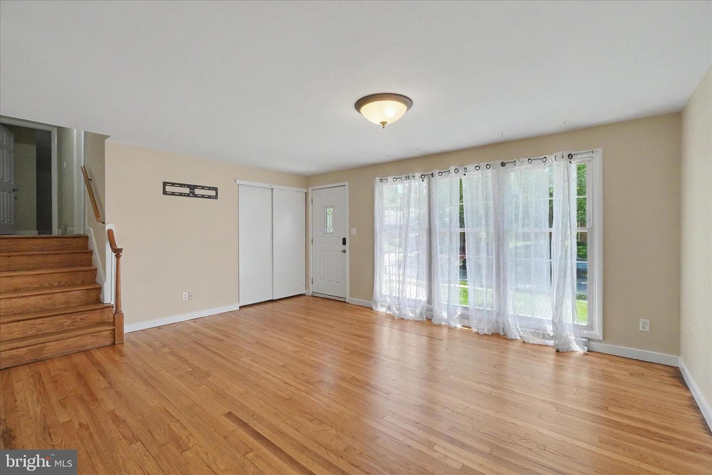 2447 Princeton Road photo 5