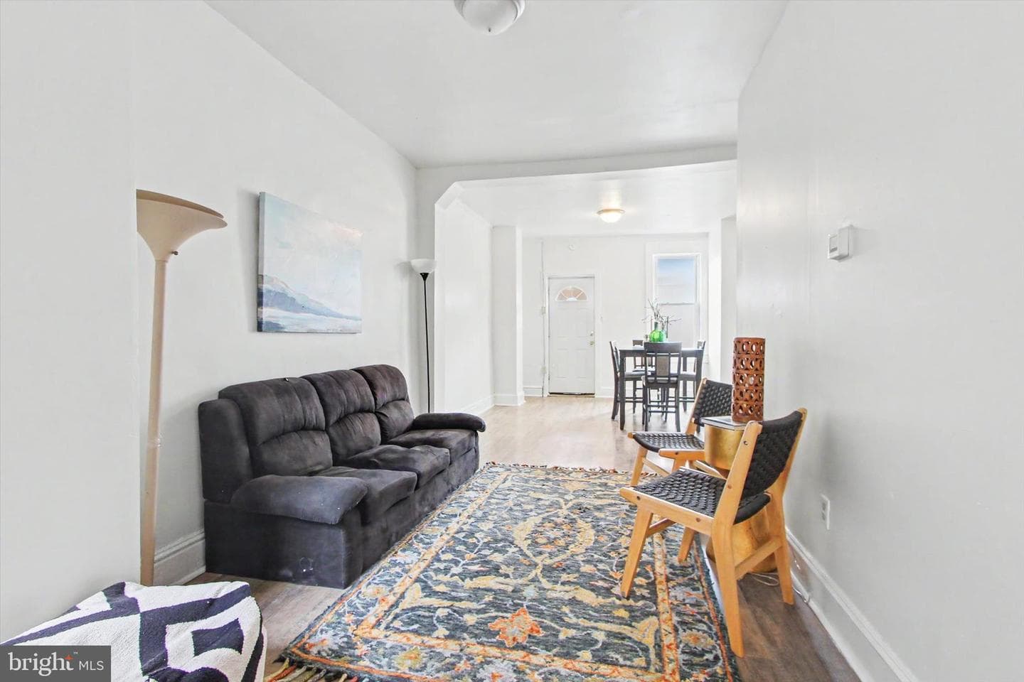 511 W Philadelphia St photo 6