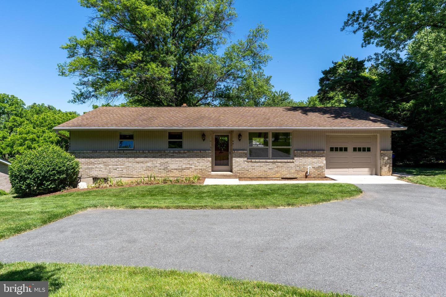 4156 Wilshire Drive