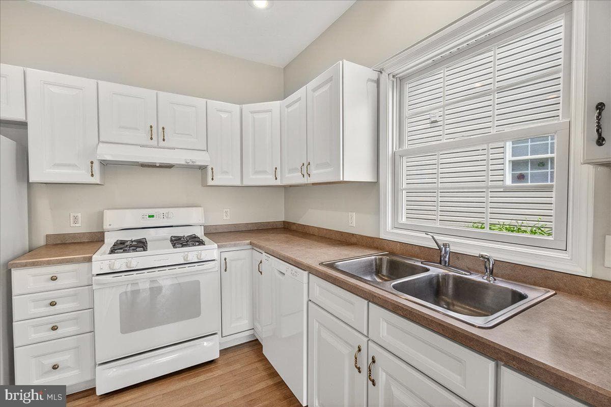 443 Parkview Lane #22 photo 7