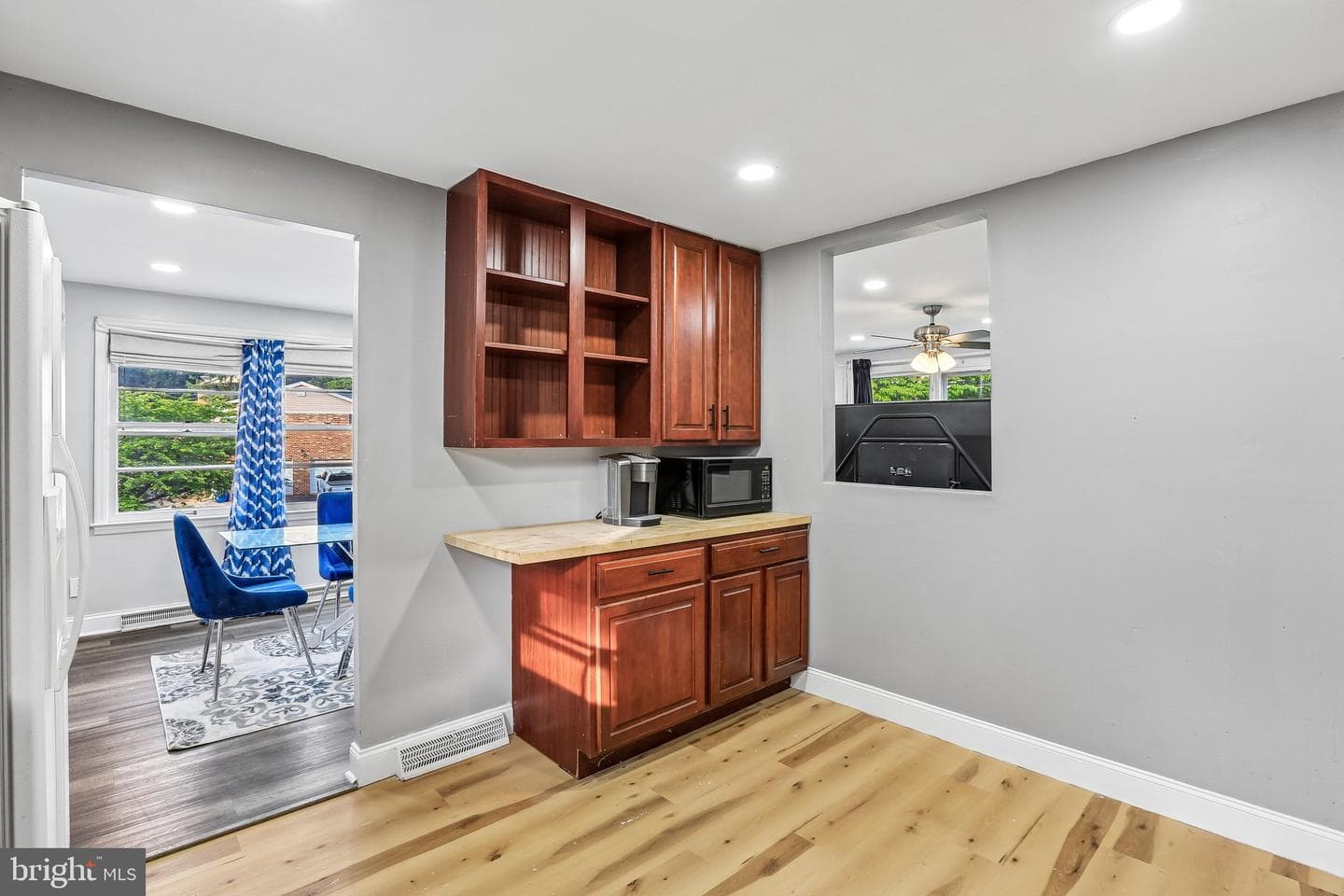 2595 Eastwood Drive photo 11