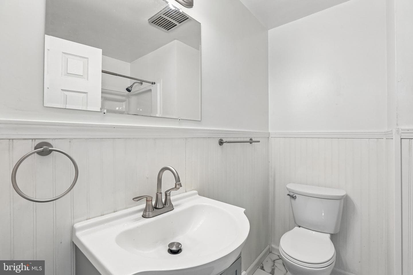2595 Eastwood Drive photo 23