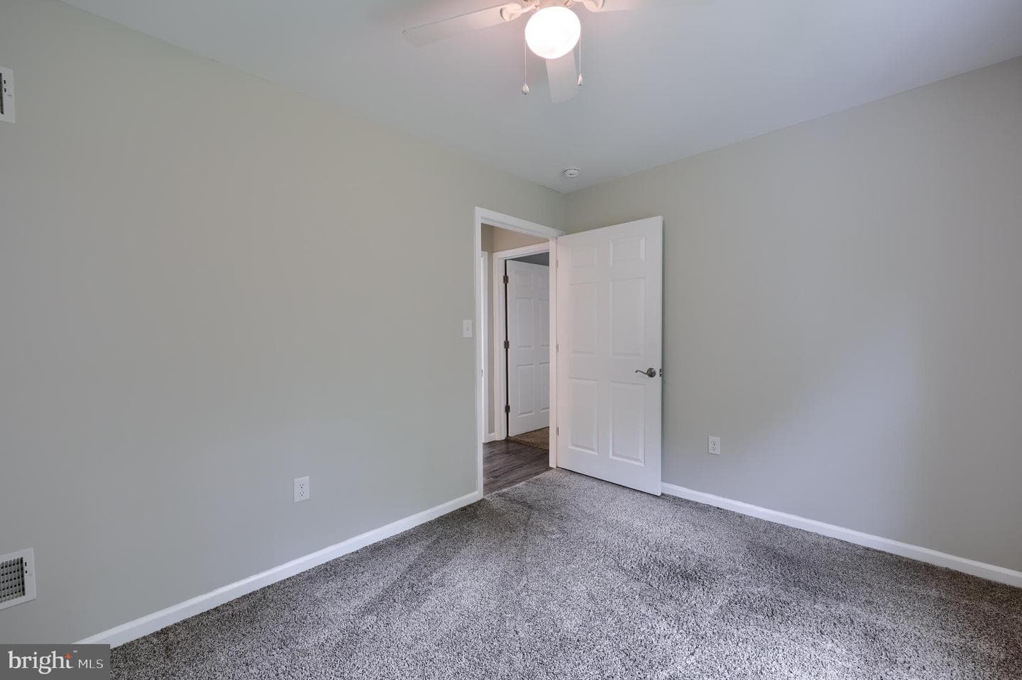 1025 White Oak Road photo 36