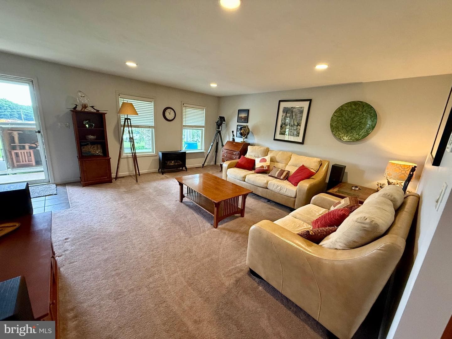 744 Wise Avenue photo 4