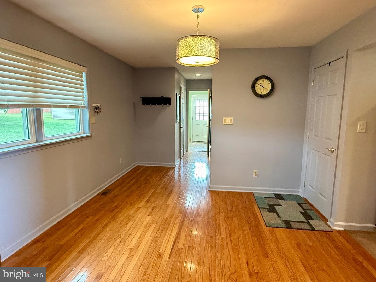 744 Wise Avenue photo 7