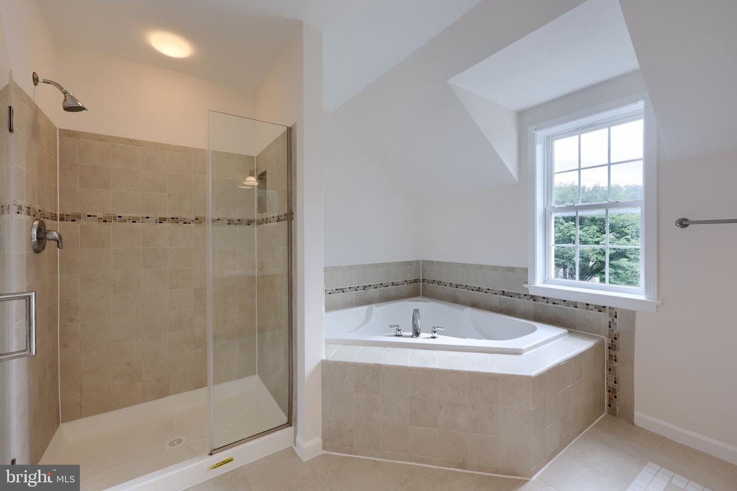 21 Eagleton Drive photo 16