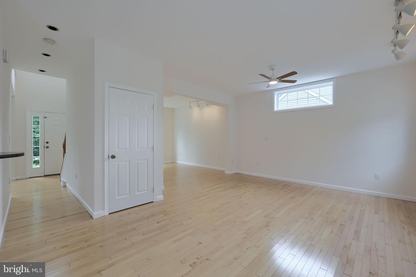 21 Eagleton Drive photo 5