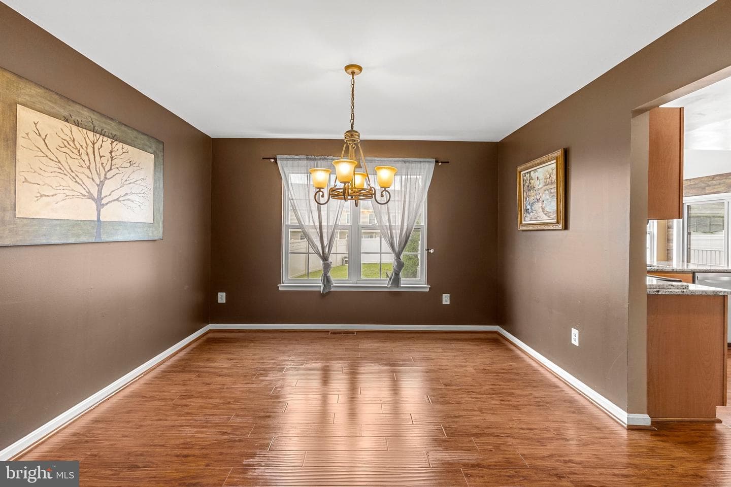 155 Hunter Creek Drive photo 11